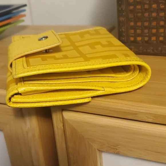 Fendi Monogram Limited Edition Wallet - Picture 9 of 16